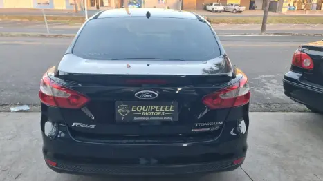FORD Focus Sedan 2.0 16V 4P FLEX TITANIUM AUTOM�TICO, Foto 8