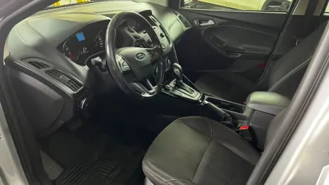 FORD Focus Sedan 2.0 16V 4P FLEX S POWERSHIFT AUTOM�TICO, Foto 11