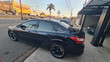 FORD Focus Sedan 2.0 16V 4P FLEX TITANIUM POWERSHIFT AUTOM�TICO, Foto 5
