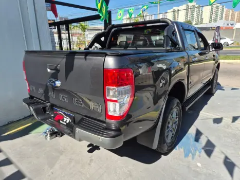FORD Ranger 2.2 16V XLS DIESEL CABINE DUPLA AUTOM�TICO, Foto 4