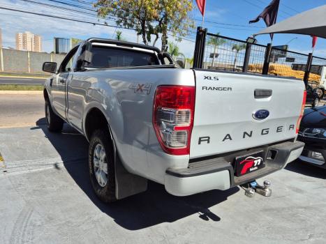 FORD Ranger 2.2 16V XL DIESEL CABINE SIMPLES, Foto 4
