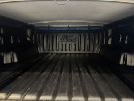 FORD Ranger 3.0 V6 4X4 LIMITED PLUS TURBO DIESEL CABINE DUPLA AUTOMÁTICO, Foto 7 FORD Ranger 3.0 V6 4X4 LIMITED PLUS TURBO DIESEL CABINE DUPLA AUTOMÁTICO, Foto 7
