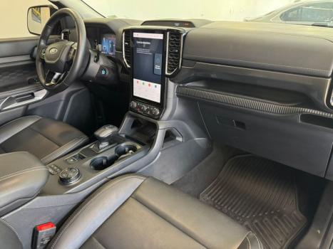 FORD Ranger 3.0 V6 4X4 LIMITED TURBO DIESEL CABINE DUPLA AUTOM�TICO, Foto 3