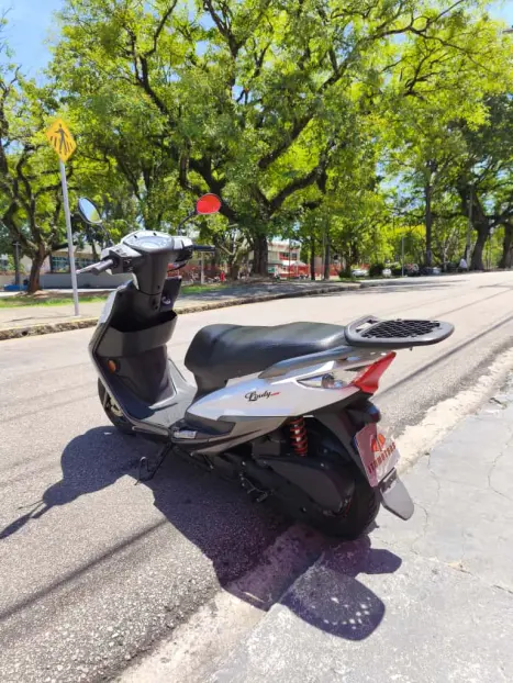 HAOJUE Lindy 125 , Foto 2