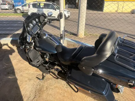 HARLEY DAVIDSON Electra Glide Ultra Limited 1700, Foto 1