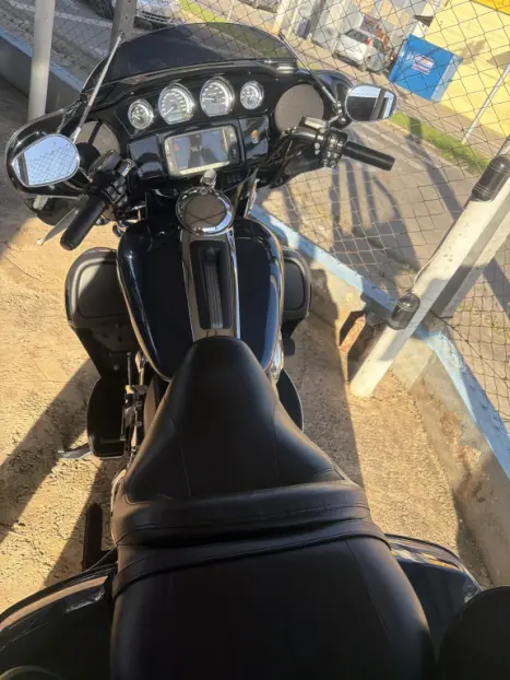 HARLEY DAVIDSON Electra Glide Ultra Limited 1700, Foto 2