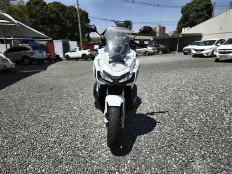 HONDA ADV 150 ABS, Foto 3