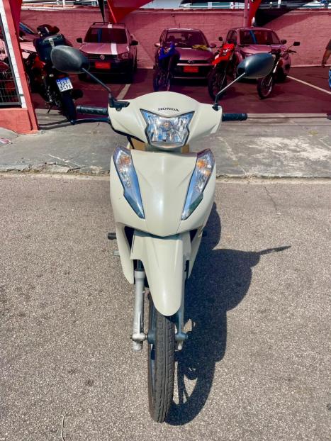 HONDA Biz 125 EX, Foto 2