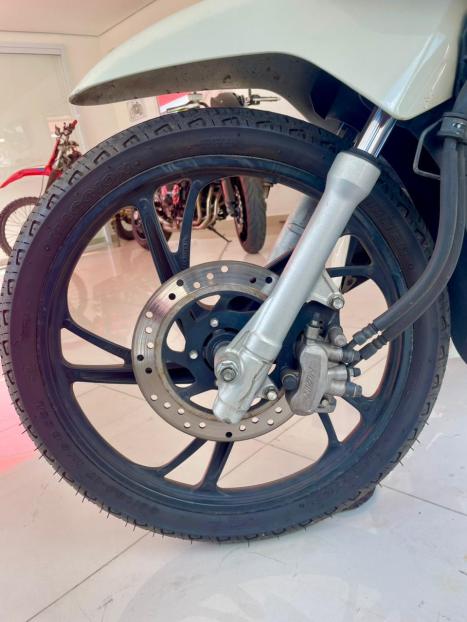 HONDA Biz 125 EX, Foto 7