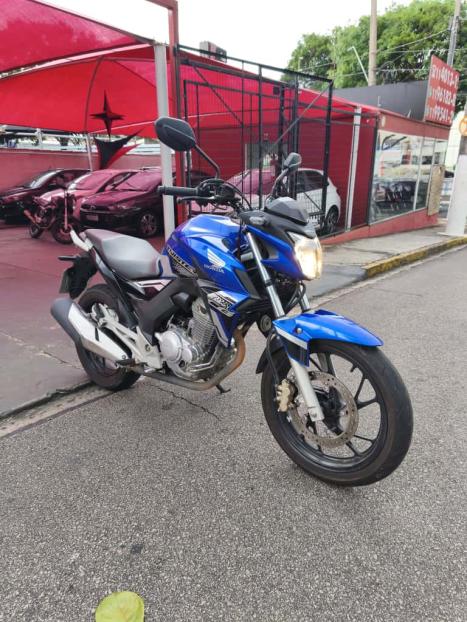 HONDA CB 250 F Twister , Foto 5