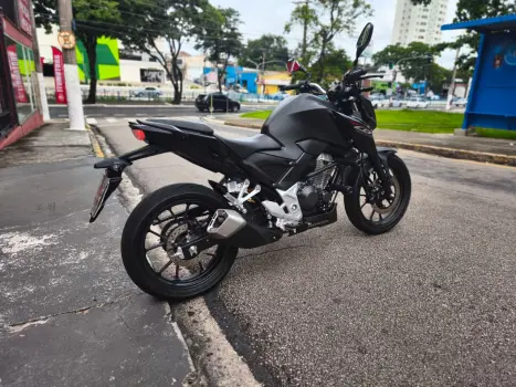 HONDA CB 300 F Twister FLEX ABS, Foto 3