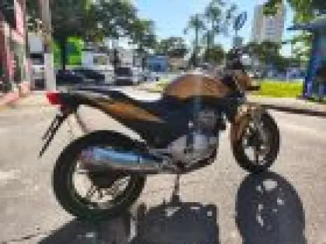 HONDA CB 300 R STD, Foto 9