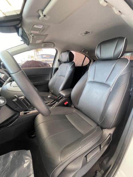 HONDA City Hatch 1.5 16V 4P FLEX TOURING AUTOMÁTICO CVT, Foto 8