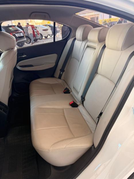 HONDA City Sedan 1.5 16V 4P FLEX TOURING AUTOM�TICO CVT, Foto 7
