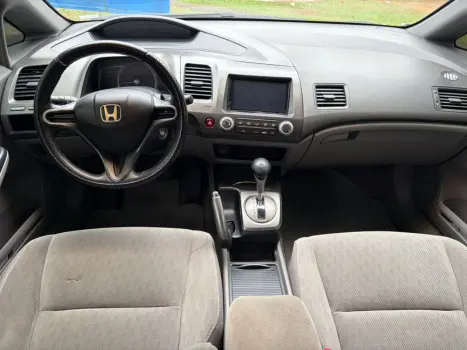 HONDA Civic 1.8 16V 4P FLEX LXS AUTOM�TICO, Foto 14