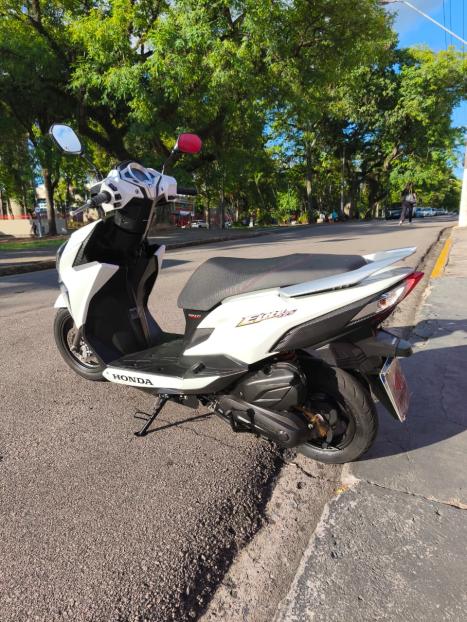 HONDA Elite 125 , Foto 2