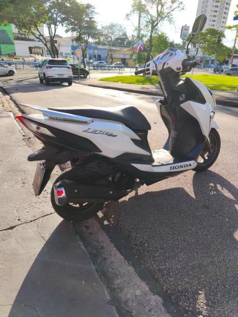 HONDA Elite 125 , Foto 3