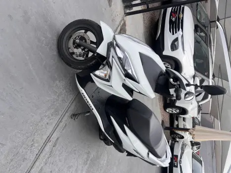 HONDA Elite 125 , Foto 2