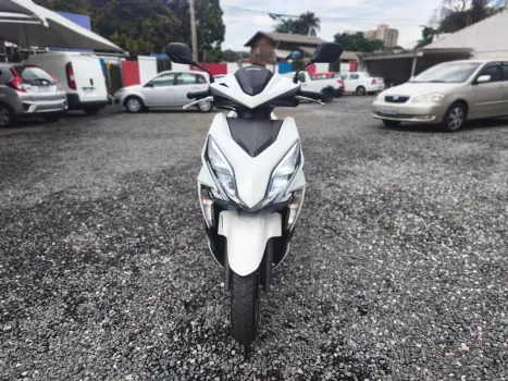 HONDA Elite 125 , Foto 3
