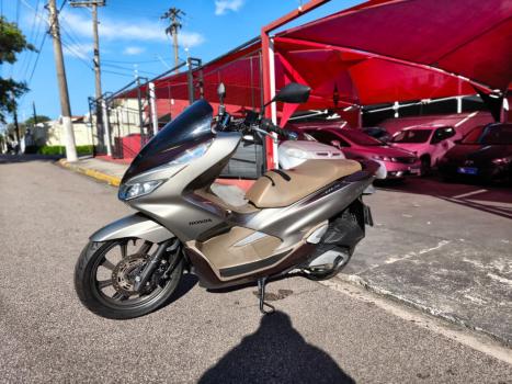 HONDA PCX 150 DLX, Foto 3
