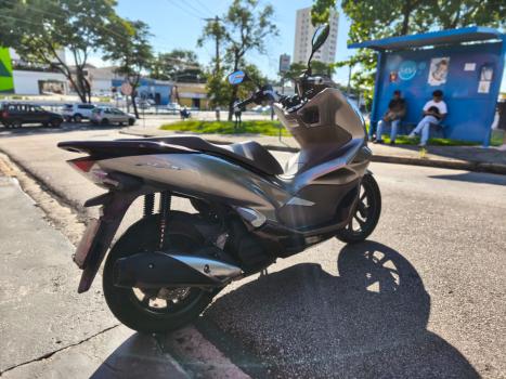 HONDA PCX 150 DLX, Foto 10