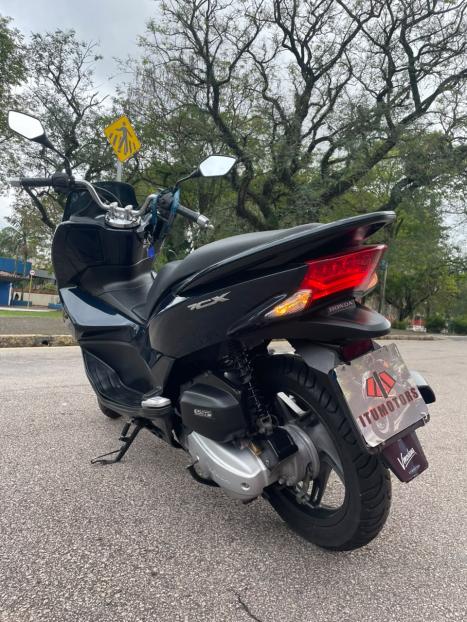 HONDA PCX 150 DLX, Foto 3