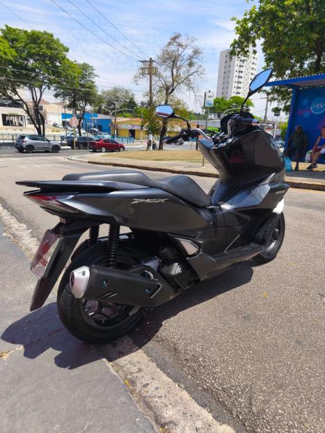 HONDA PCX 160 DLX ABS, Foto 2 HONDA PCX 160 DLX ABS, Foto 2