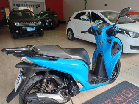 HONDA SH 150 I DLX, Foto 2