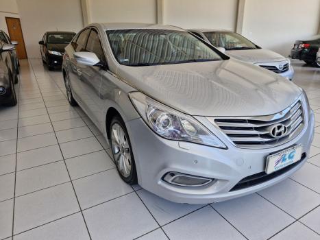 HYUNDAI Azera 3.0 V6 24V GDI AUTOM�TICO, Foto 3