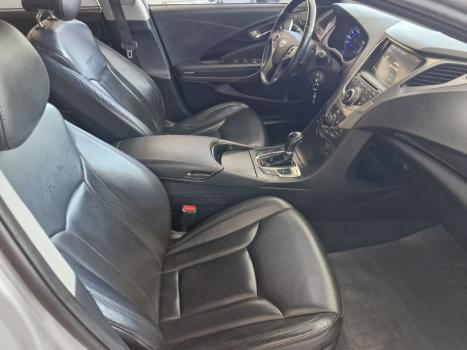 HYUNDAI Azera 3.0 V6 24V GDI AUTOM�TICO, Foto 8
