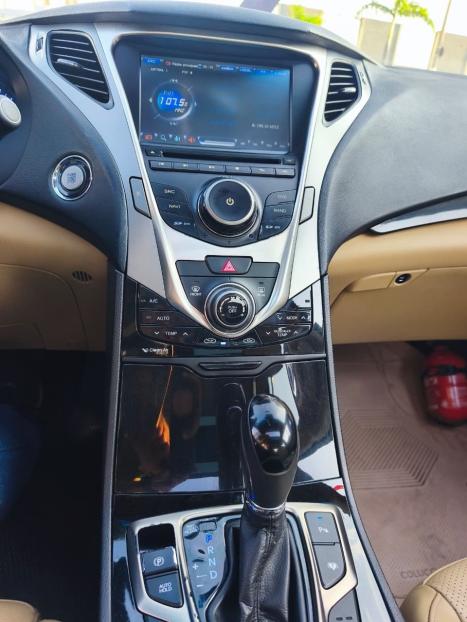 HYUNDAI Azera 3.0 V6 24V GLS AUTOM�TICO, Foto 9