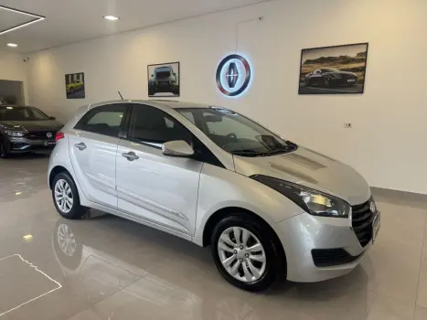 HYUNDAI HB 20 Hatch , Foto 1