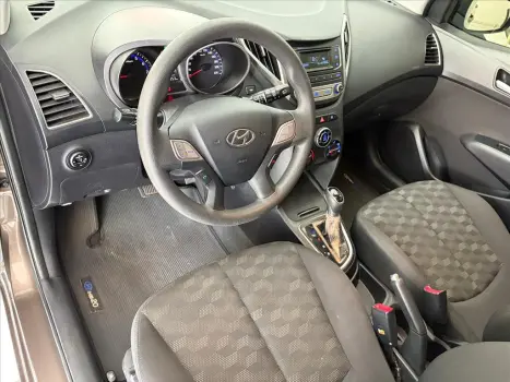 HYUNDAI HB 20 Hatch 1.6 16V 4P FLEX COMFORT PLUS AUTOMTICO, Foto 9