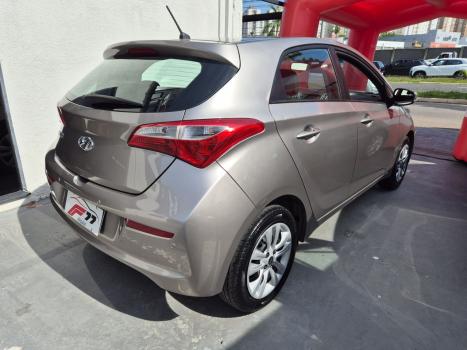 HYUNDAI HB 20 Hatch 1.0 12V 4P FLEX COMFORT, Foto 4