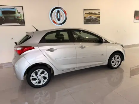 HYUNDAI HB 20 Hatch 1.0 12V 4P FLEX COMFORT PLUS, Foto 4