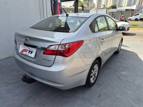 HYUNDAI HB 20 Sedan 1.6 16V 4P FLEX COMFORT PLUS, Foto 4