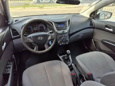 HYUNDAI HB 20 Sedan 1.6 16V 4P FLEX COMFORT PLUS, Foto 7