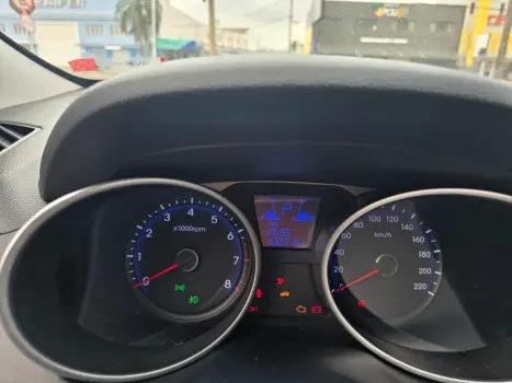 HYUNDAI IX35 2.0 16V 4P, Foto 15