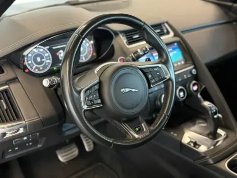 JAGUAR E-Pace , Foto 12