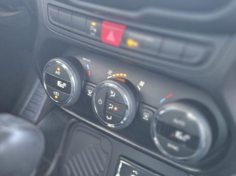 JEEP Renegade 1.8 16V 4P FLEX LONGITUDE AUTOM�TICO, Foto 6