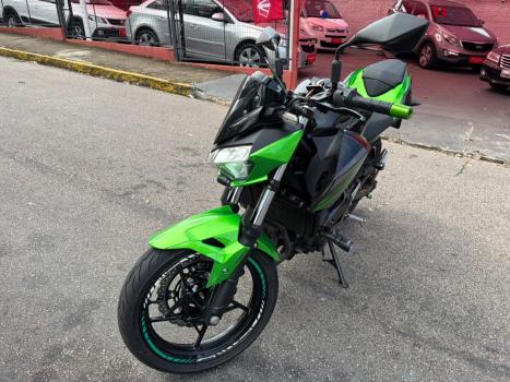KAWASAKI Z 400 ABS, Foto 1