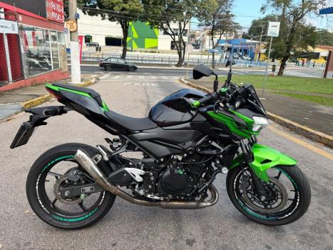 KAWASAKI Z 400 ABS, Foto 5