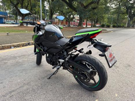 KAWASAKI Z 400 ABS, Foto 6