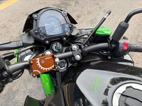 KAWASAKI Z 400 ABS, Foto 9
