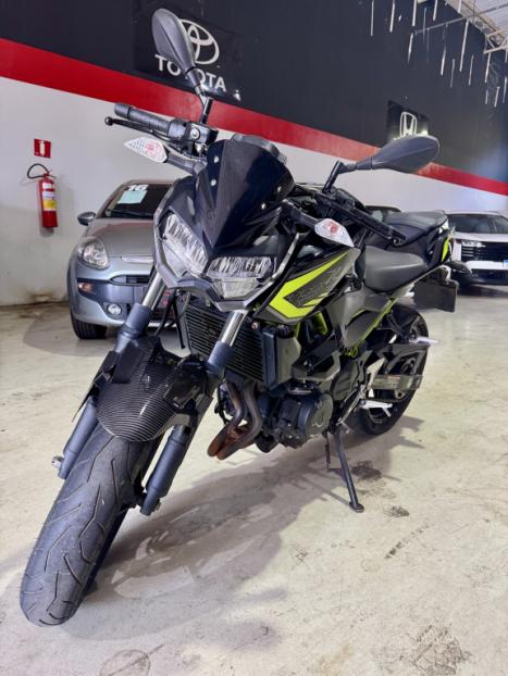 KAWASAKI Z 400 ABS, Foto 2