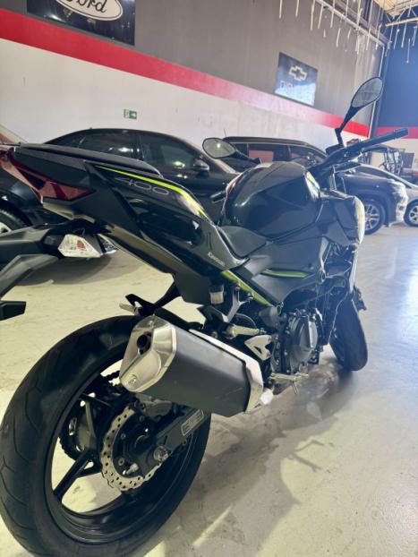 KAWASAKI Z 400 ABS, Foto 4