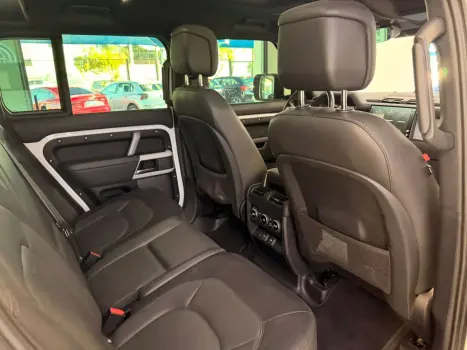 LAND ROVER Defender 110 3.0 24V 4P D300 TURBO DIESEL MHEV HSE 110 AWD AUTOM�TICO, Foto 9