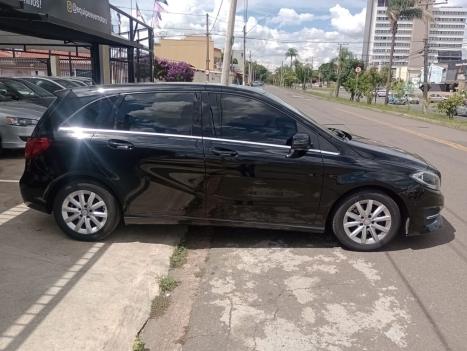 MERCEDES-BENZ B 200 1.6 4P TURBO AUTOM�TICO, Foto 4