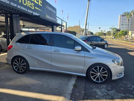 MERCEDES-BENZ B 200 1.6 4P TURBO AUTOM�TICO, Foto 4