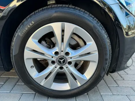 MERCEDES-BENZ C 180 1.6 16V 4P CGI AVANTGARDE TURBO AUTOM�TICO, Foto 4